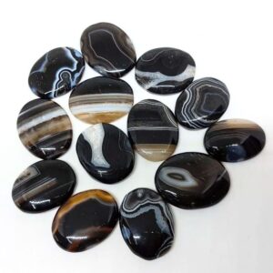 Sulemani Hakik Stone – The Ultimate Gemstone for Protection, Positivity, and Spiritual Growth